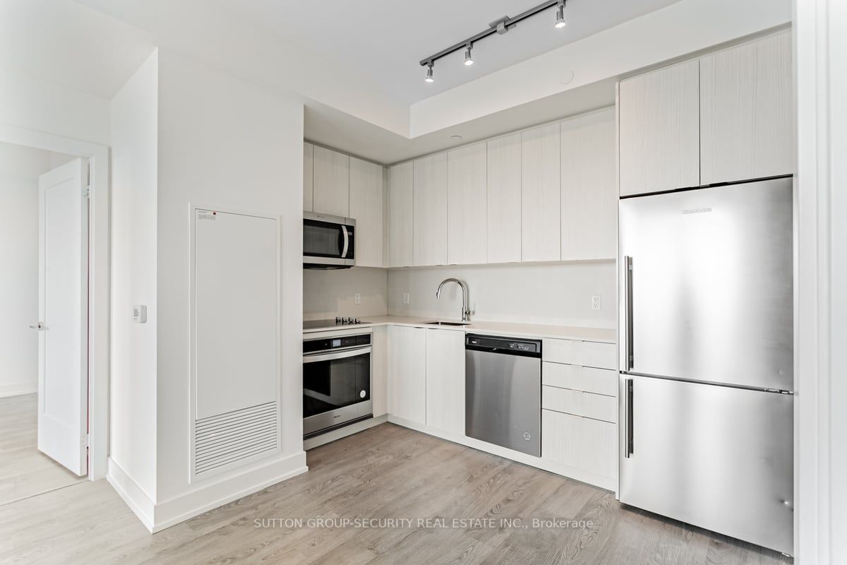 5 Mabelle Ave, unit 3336 for sale - image #5