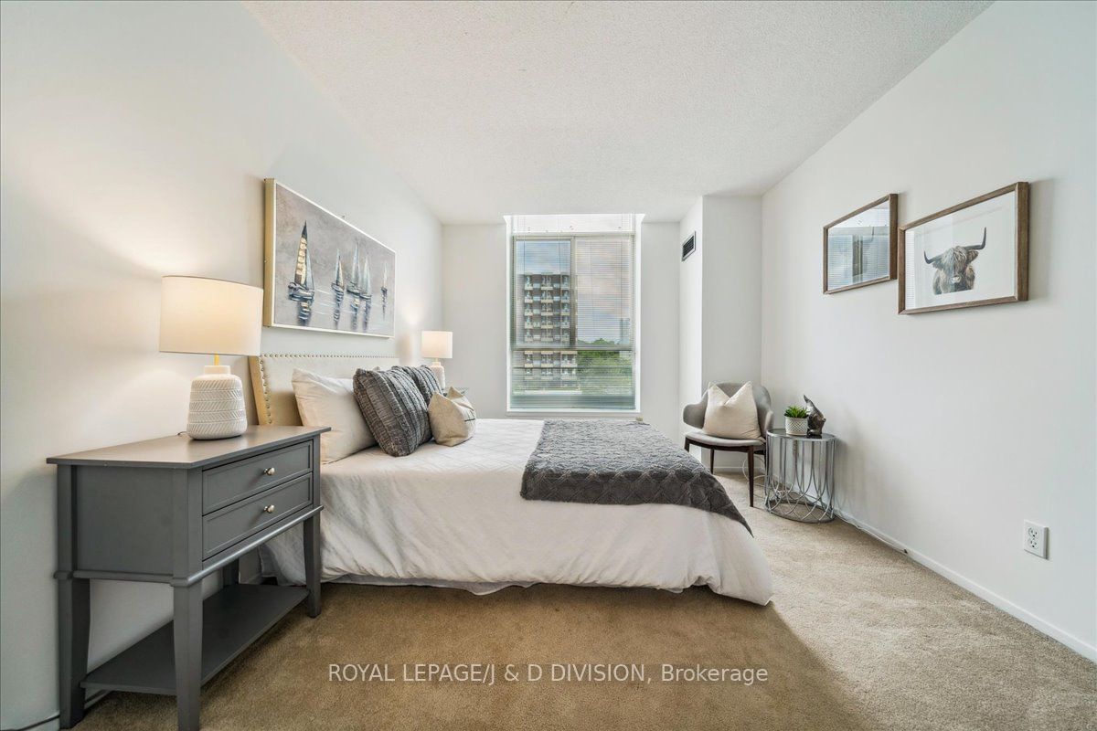 20 Southport St, unit 605 for sale - image #24