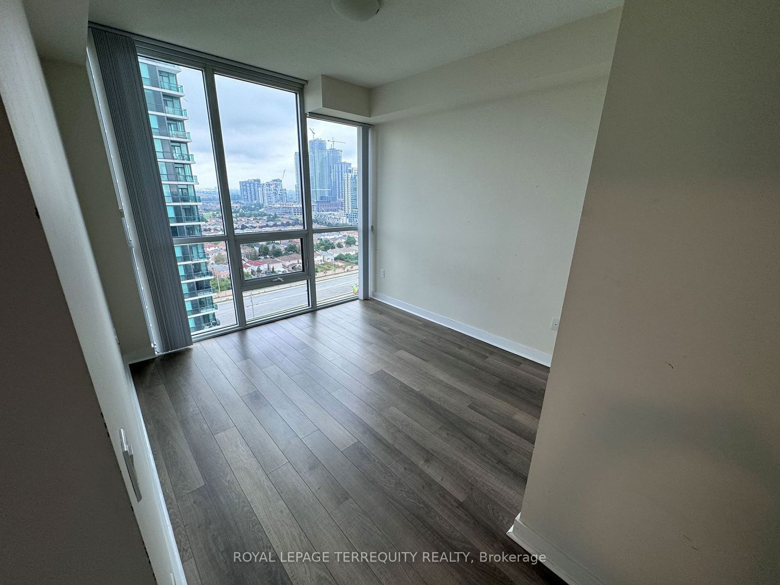 3975 Grand Park Dr, unit 1608 for rent - image #7