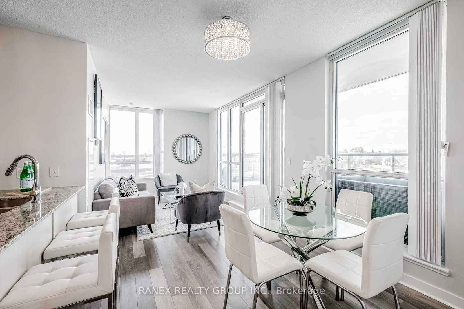 3975 Grand Park Dr, unit 313 for sale - image #13