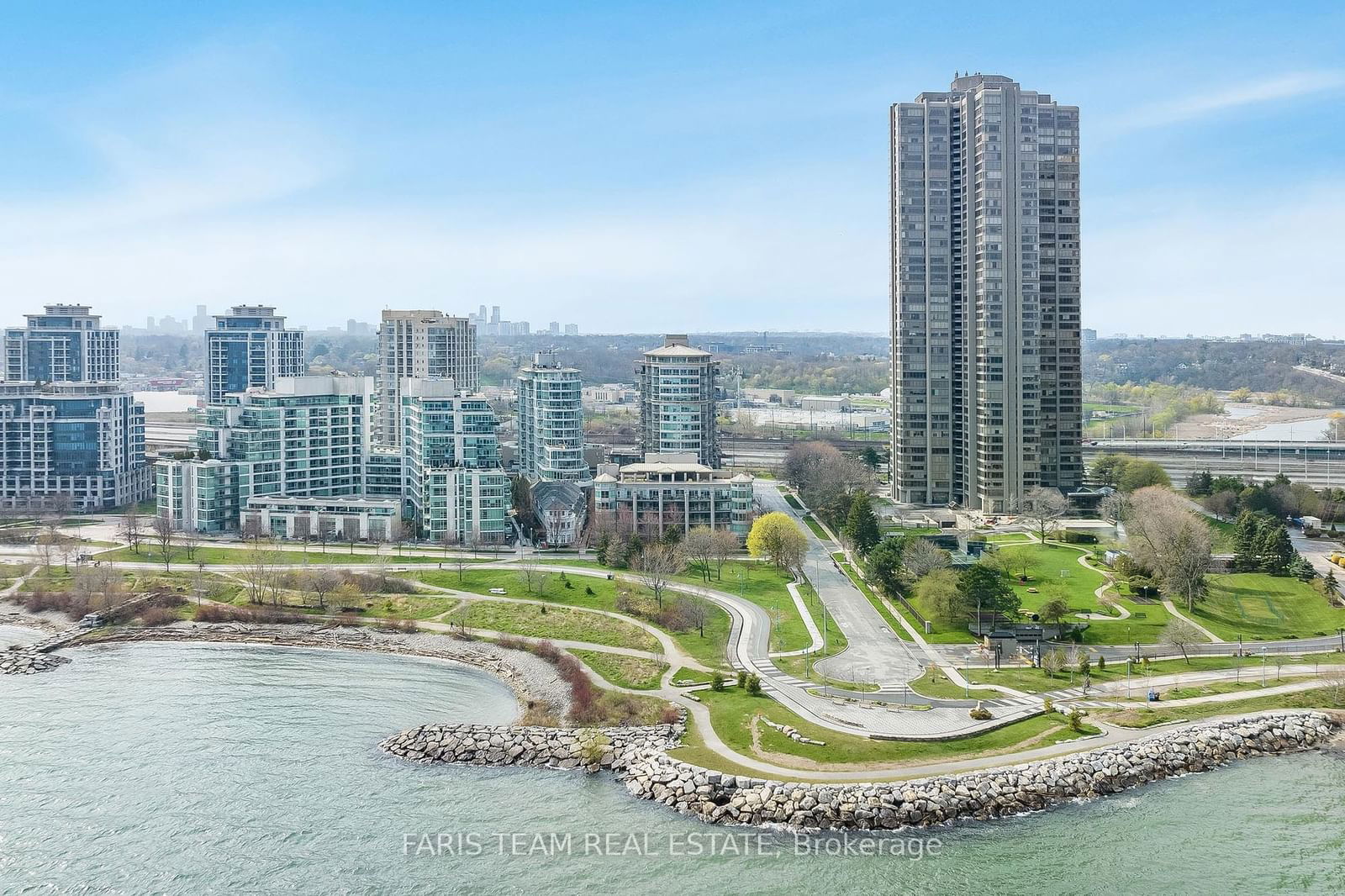 88 Palace Pier Crt, unit 806 for sale