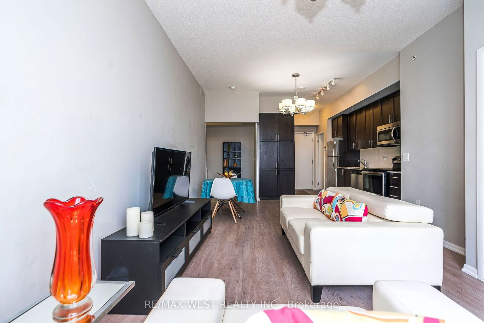 830 Lawrence Ave, unit 803 for sale - image #14