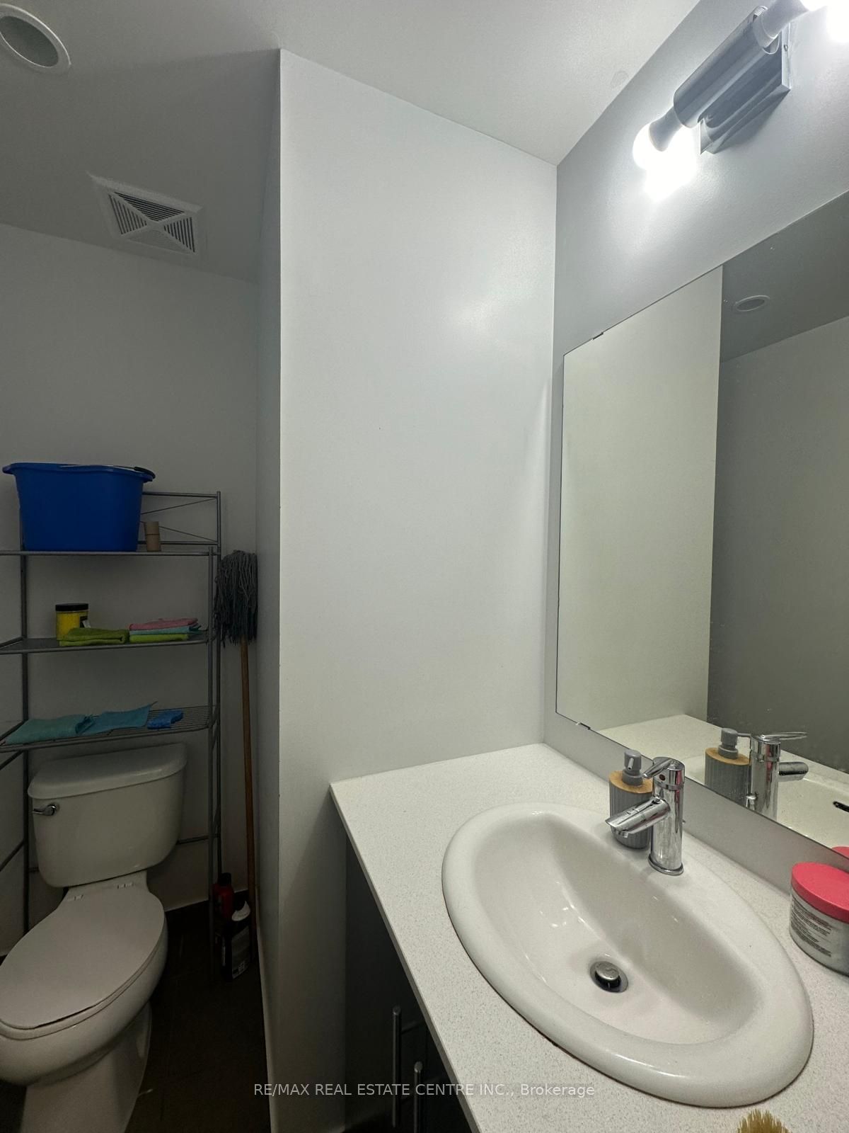 360 Square One Dr, unit 1311 for rent - image #4