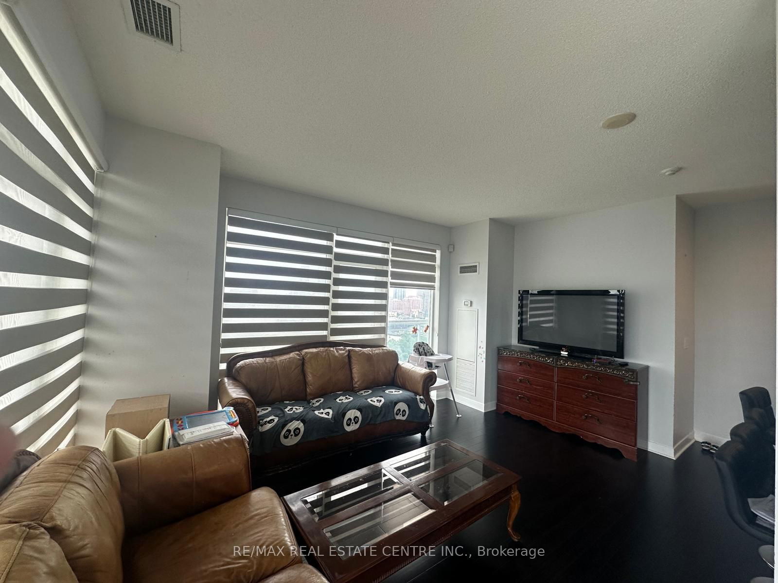 360 Square One Dr, unit 1311 for rent - image #7