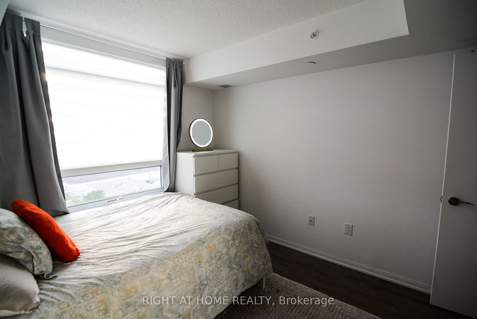 3091 Dufferin St, unit 1001 for rent - image #12