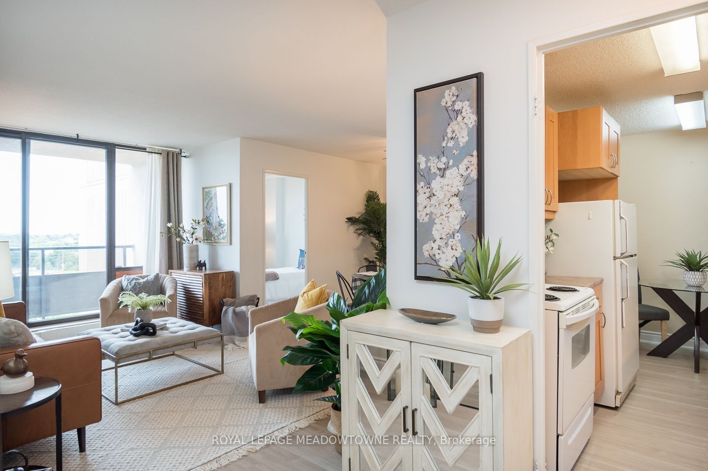 2929 Aquitaine Ave, unit 808 for sale - image #7