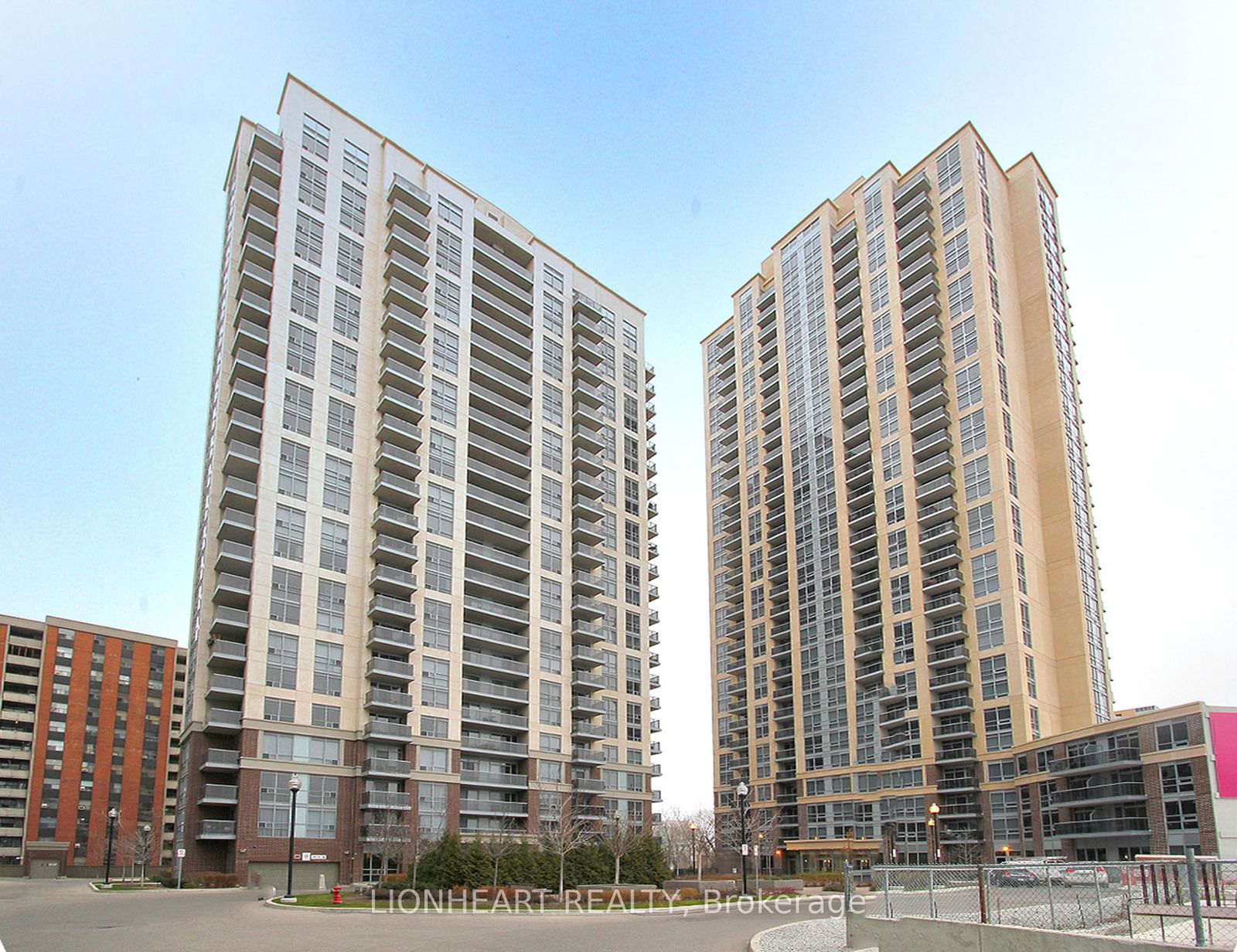 5 Michael Power Pl, unit 709 for sale - image #19