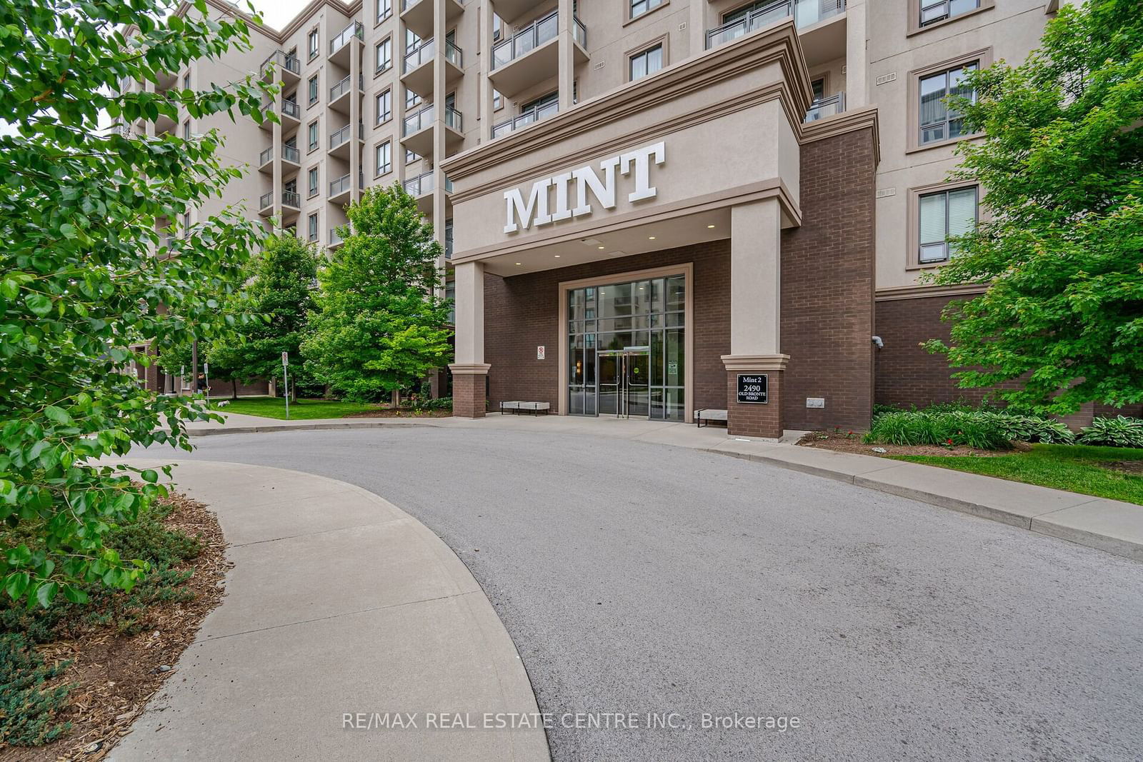 2490 Old Bronte Rd, unit 728 for sale