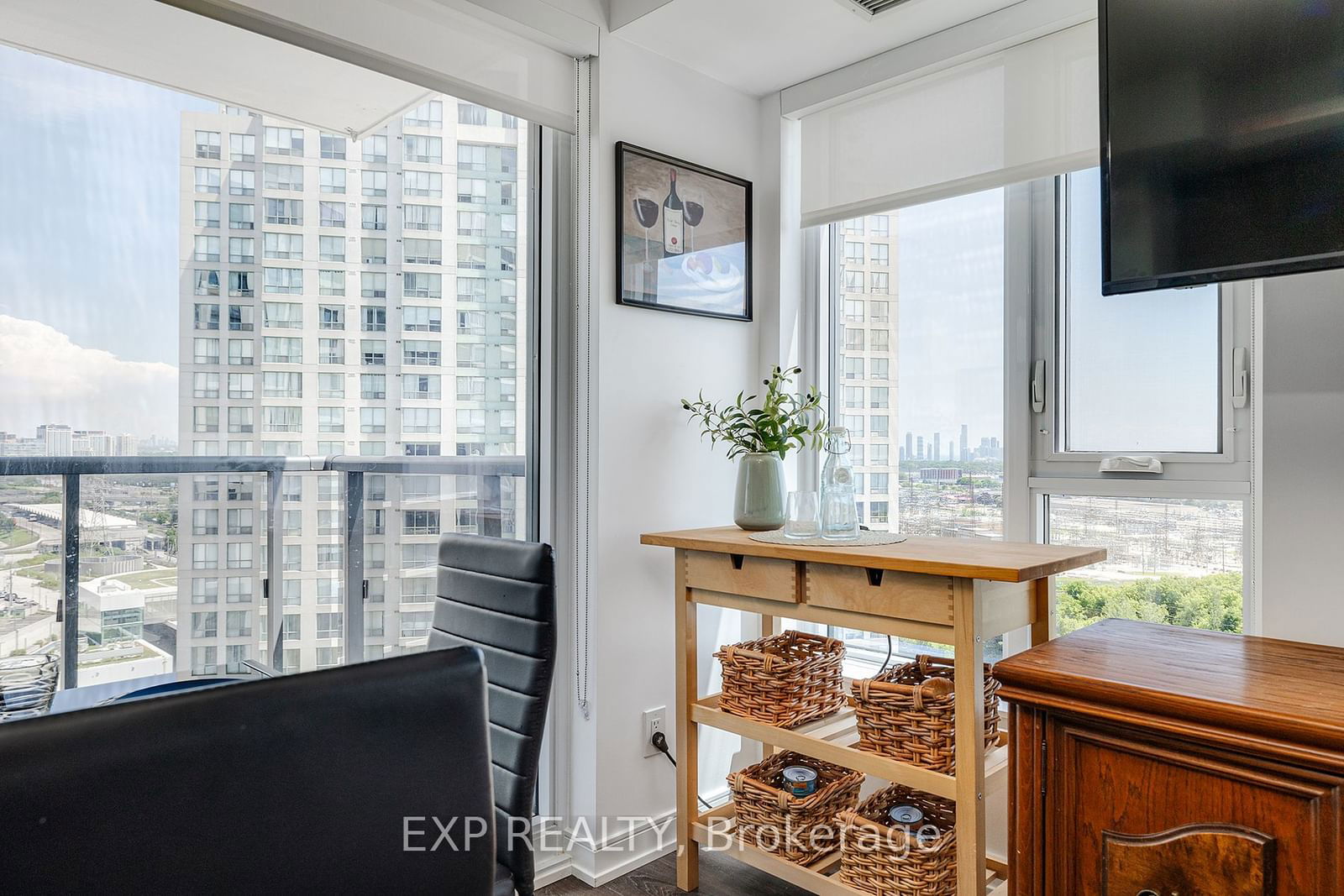 30 Samuel Wood Way, unit 1108 for sale - image #6