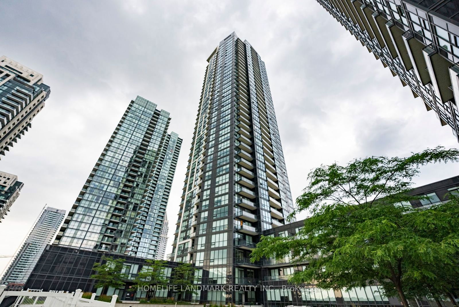 510 Curran Pl, unit 3805 for sale - image #35