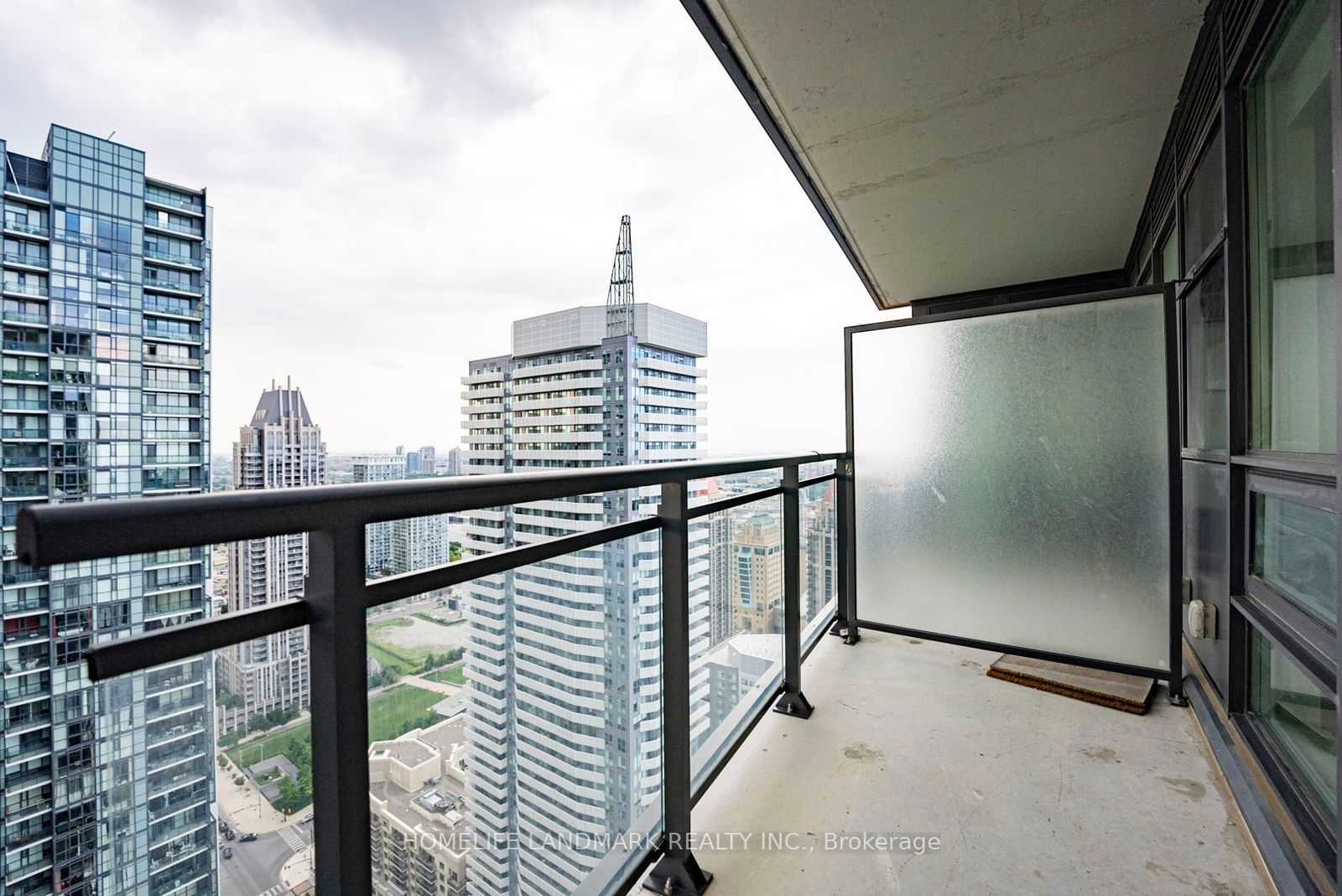 510 Curran Pl, unit 3805 for sale - image #38