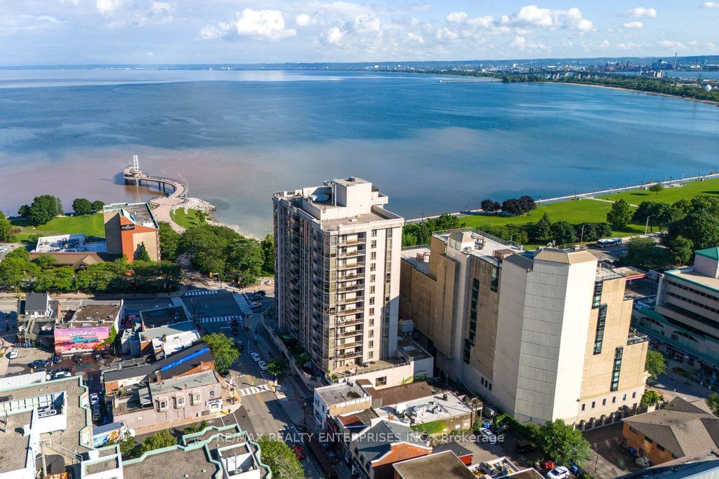 1477 Lakeshore Rd, unit 801 for sale - image #1