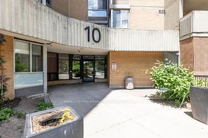 Maple Creek Condominiums, North York, Toronto