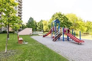 Maple Creek Condominiums, North York, Toronto