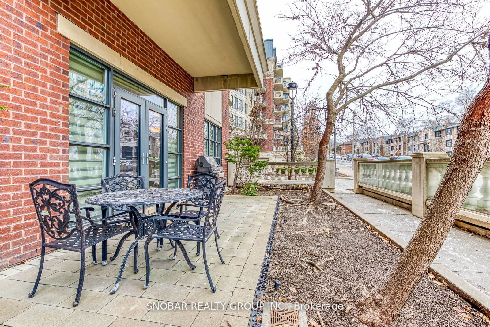 2855 Bloor St W, unit 106 for sale - image #19