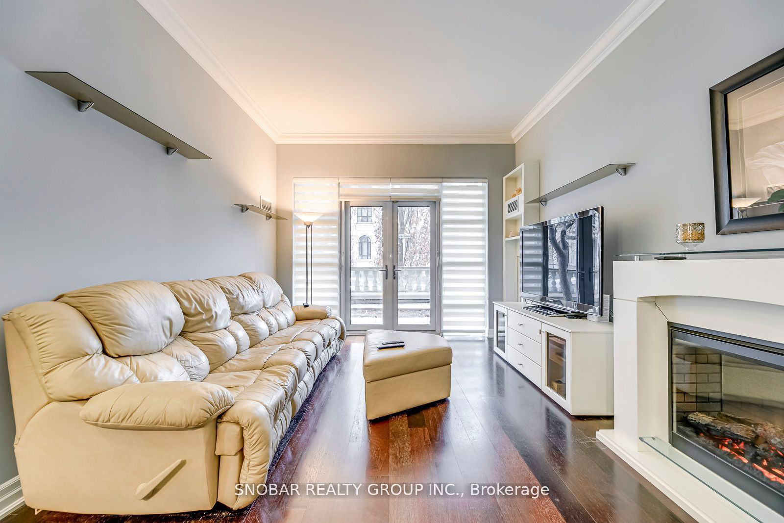 2855 Bloor St W, unit 106 for sale