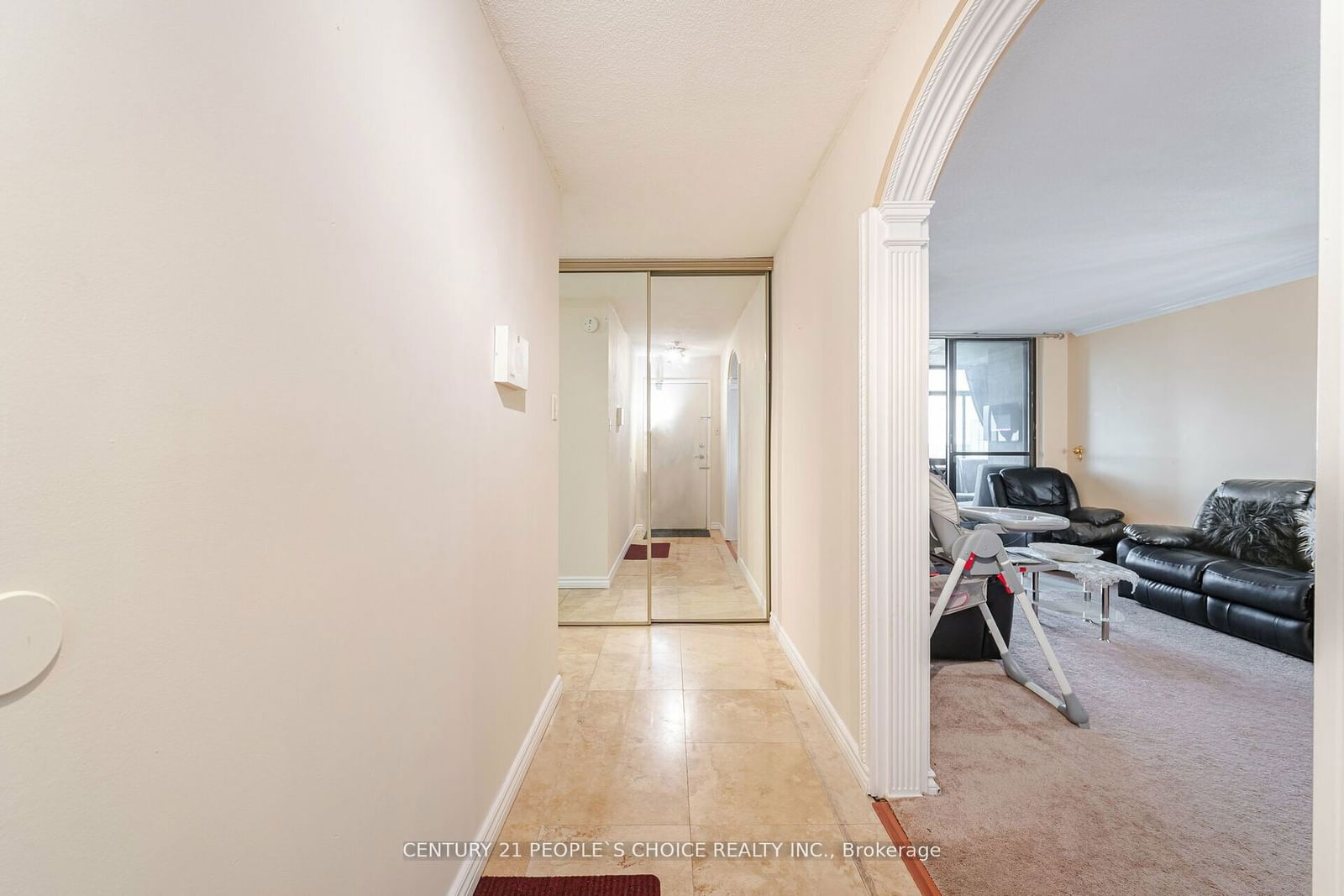 15 Kensington Rd, unit 1508 for sale - image #5