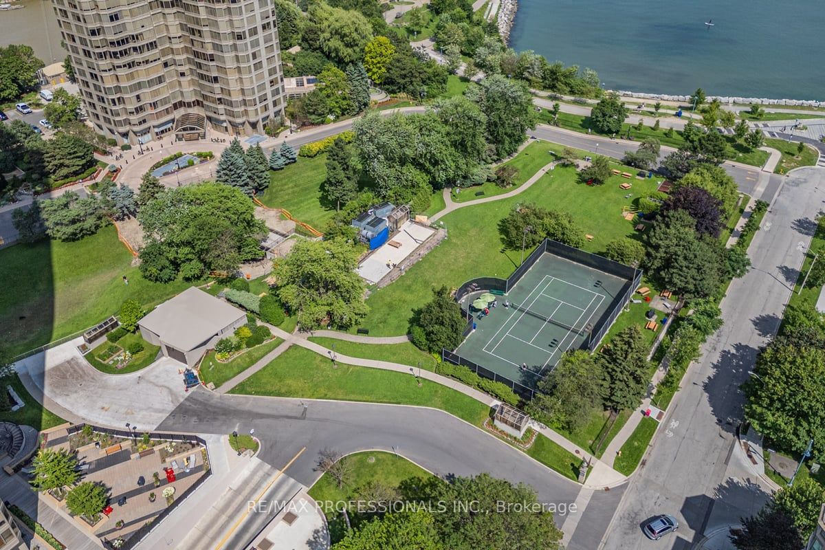 2045 Lake Shore Blvd W, unit 810 for sale - image #32