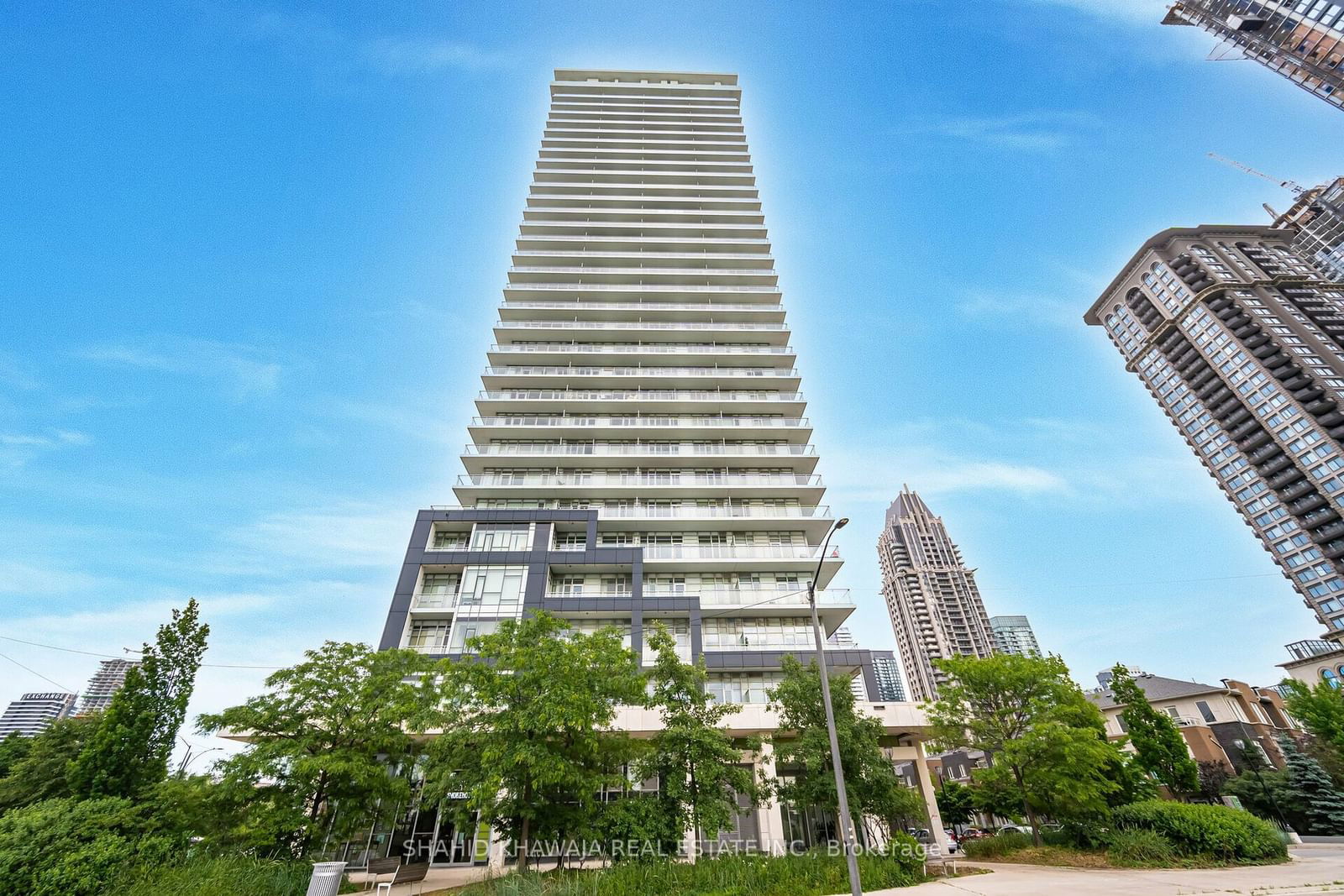 360 Square One Dr, unit 608 for sale - image #32