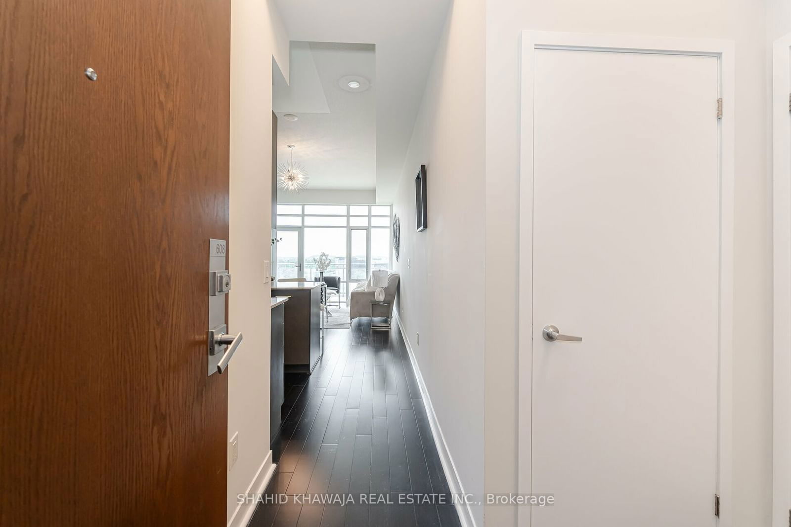 360 Square One Dr, unit 608 for sale - image #5