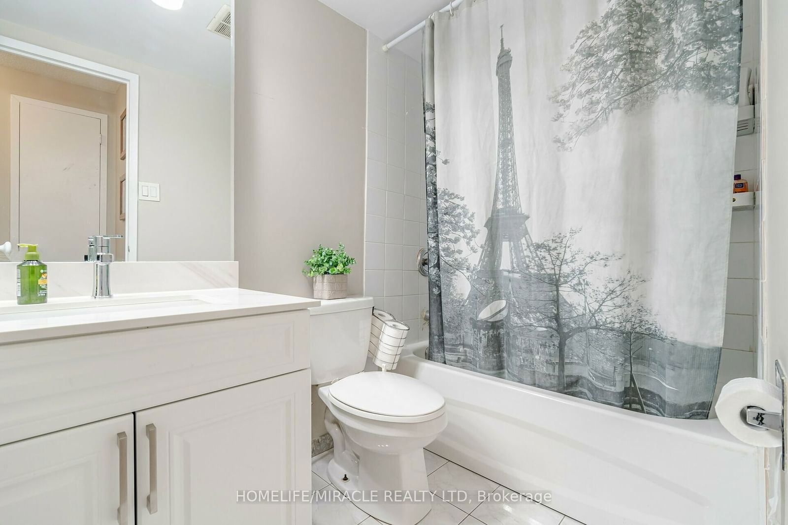 25 Kensington Rd, unit 608 for sale - image #28