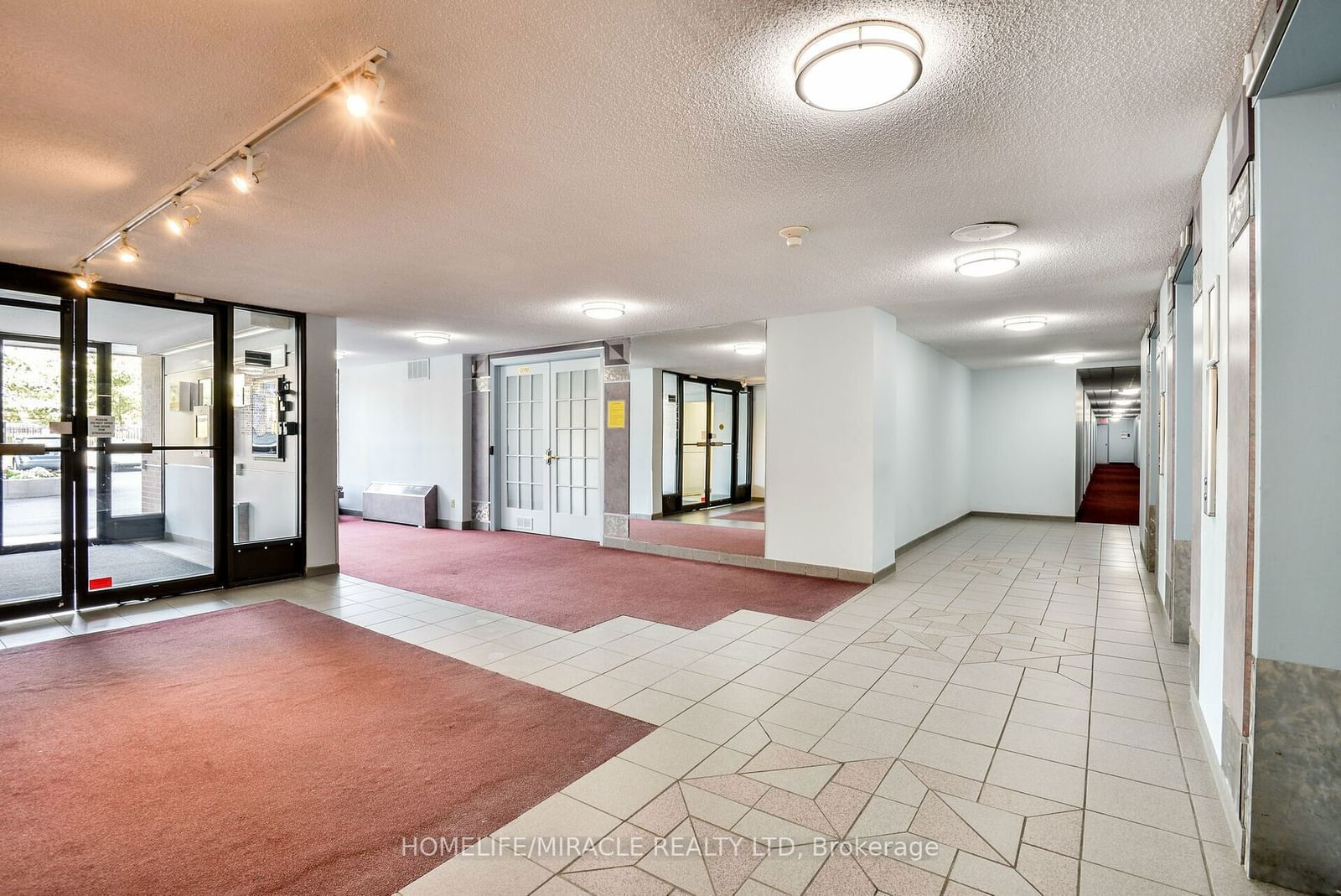 25 Kensington Rd, unit 608 for sale - image #4