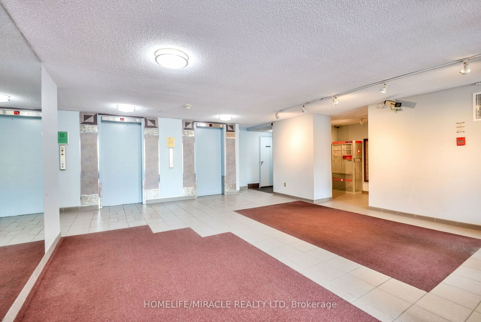 25 Kensington Rd, unit 608 for sale - image #5