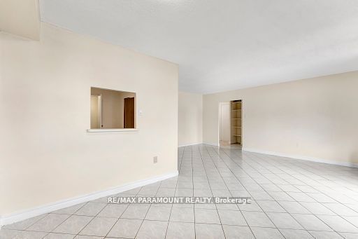 1881 Jane St, unit 303 for sale - image #10