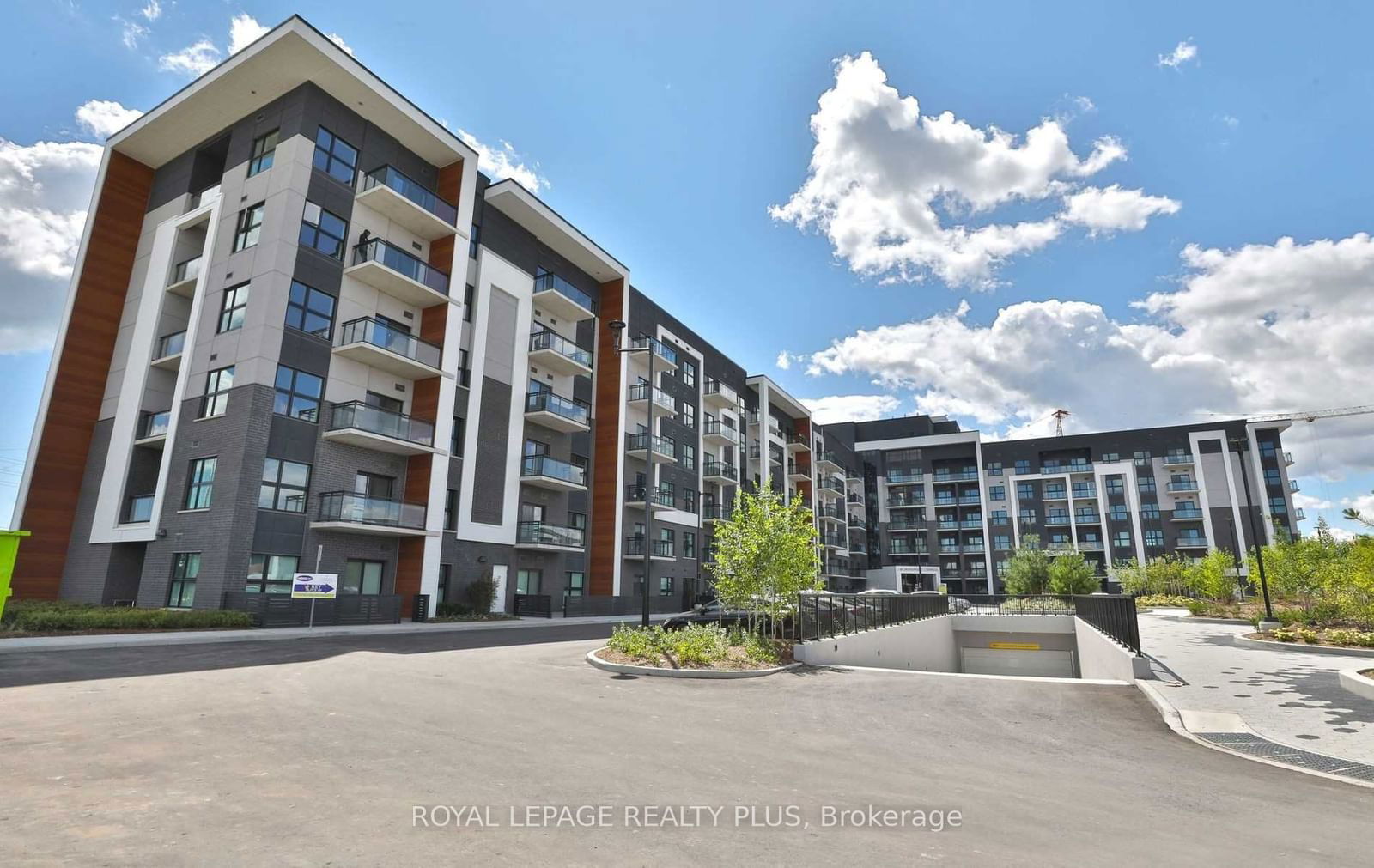 128 Grovewood Common, unit 334 for sale - image #1