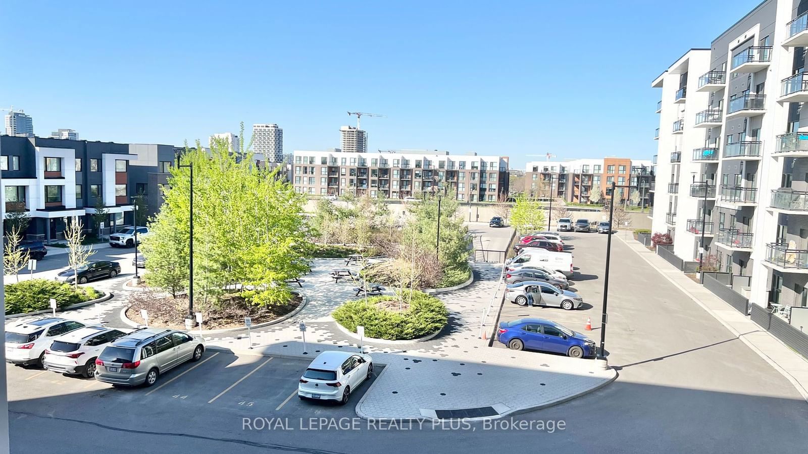 128 Grovewood Common, unit 334 for sale - image #35