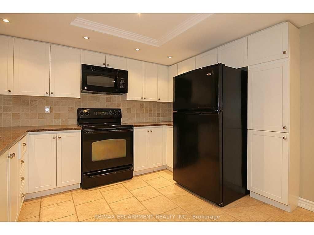 1237 North Shore Blvd, unit 404 for sale - image #5