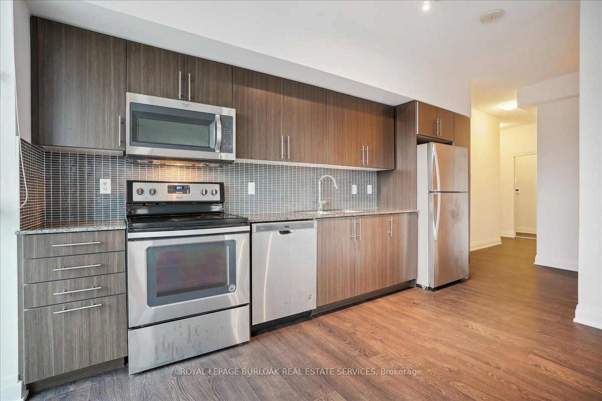 55 Speers Rd, unit 212 for sale