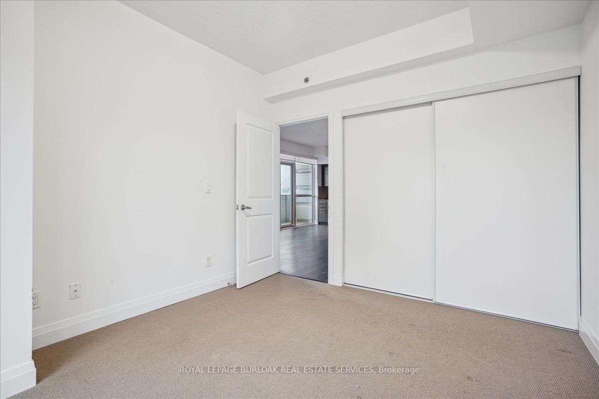 55 Speers Rd, unit 212 for sale - image #15