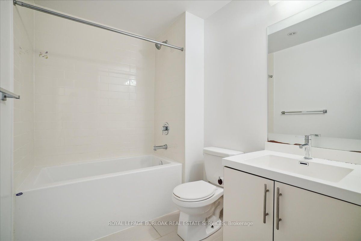 55 Speers Rd, unit 212 for sale - image #16