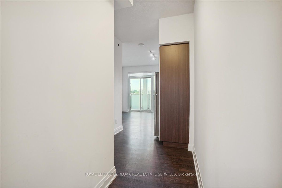 55 Speers Rd, unit 212 for sale - image #5