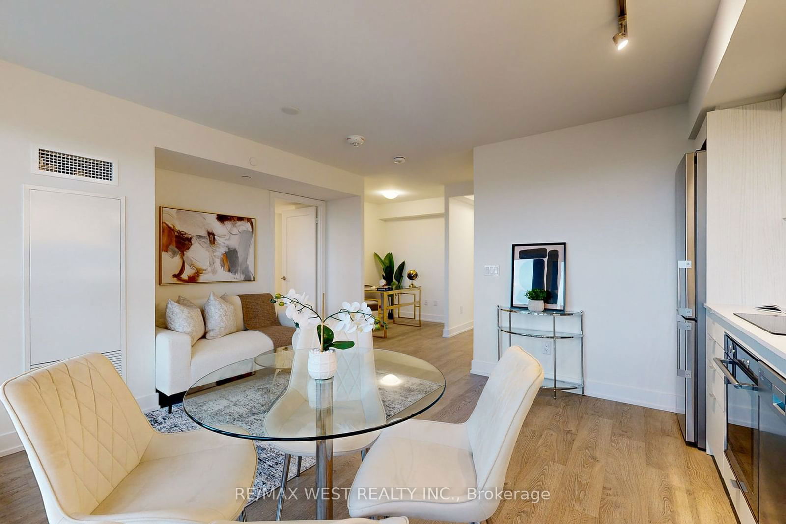 5 Mabelle Ave, unit 1227 for sale - image #17