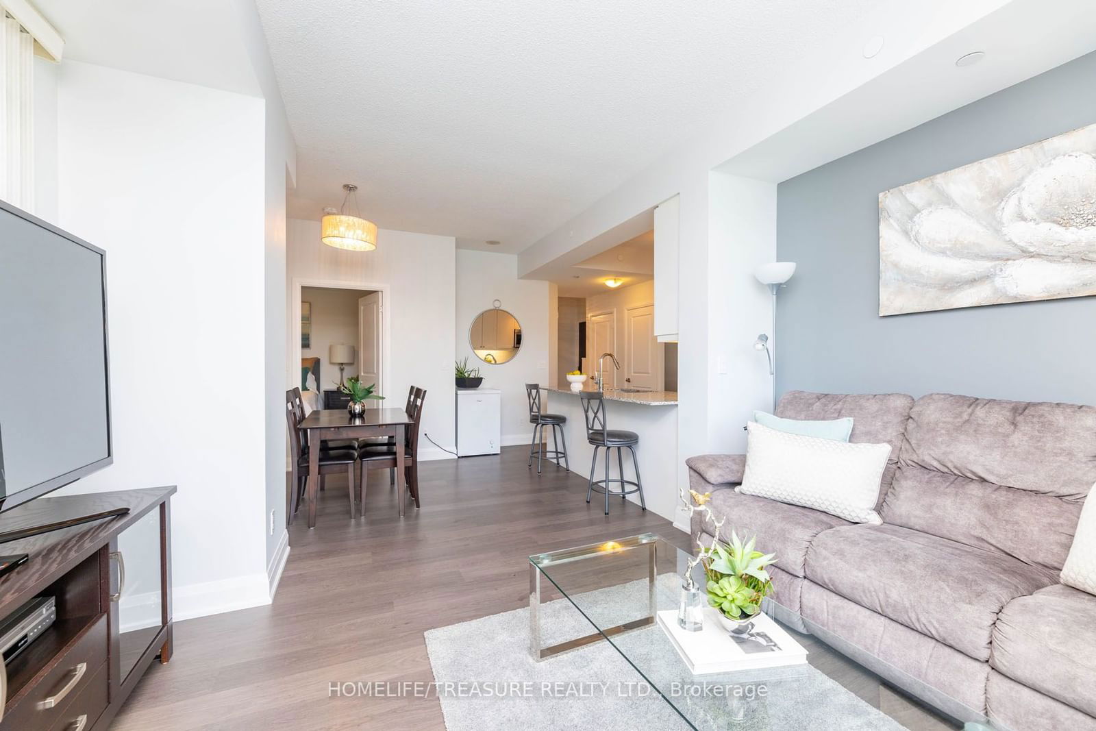 35 Fontenay Crt, unit 402 for sale - image #13