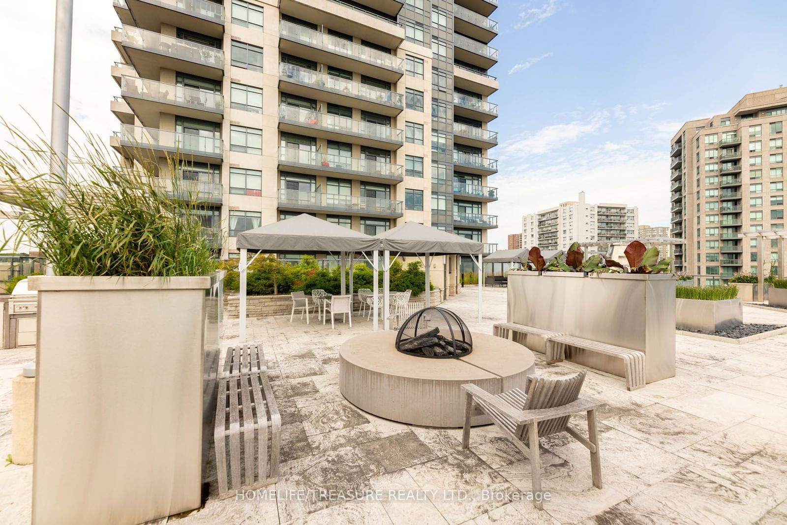 35 Fontenay Crt, unit 402 for sale - image #31