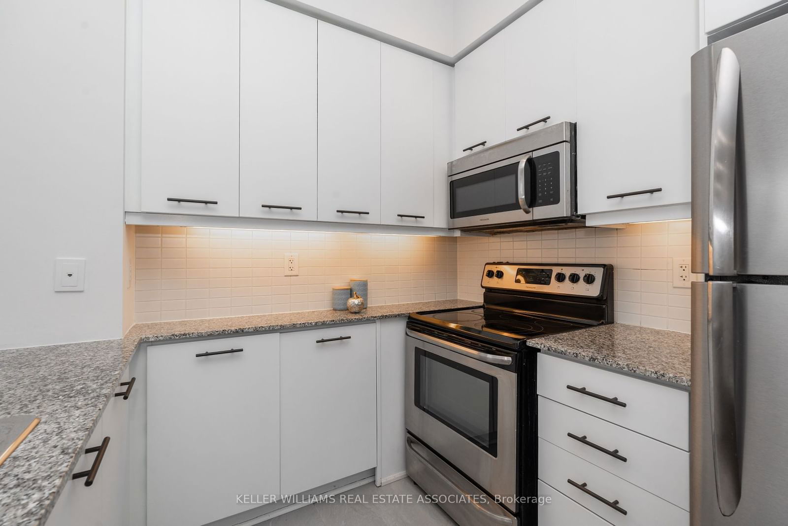 360 Square One Dr, unit 311 for sale - image #20