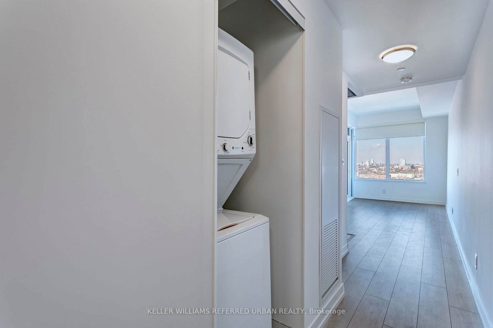 270 Dufferin St, unit 1117 for sale - image #8