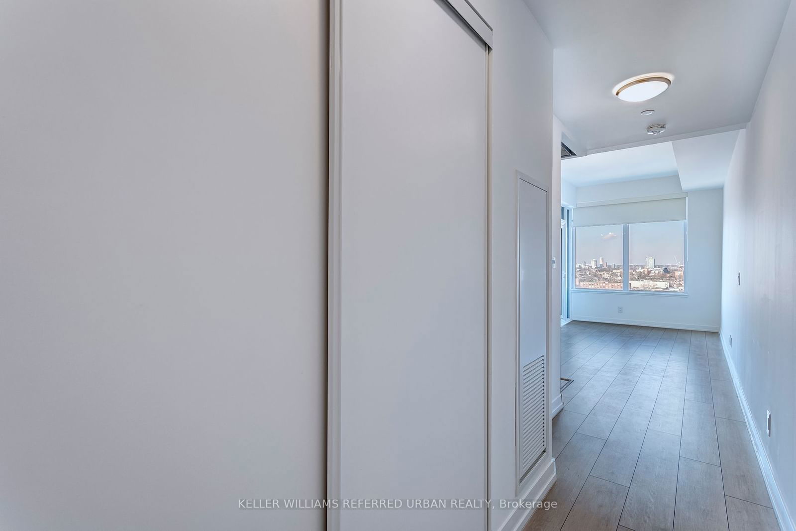 270 Dufferin St, unit 1117 for sale - image #9