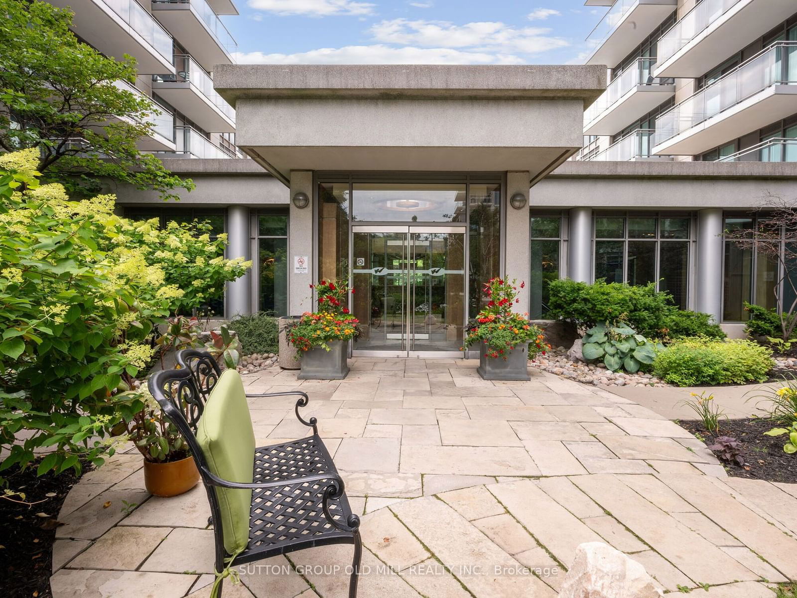 2121 Lake Shore Blvd W, unit 702 for sale - image #3