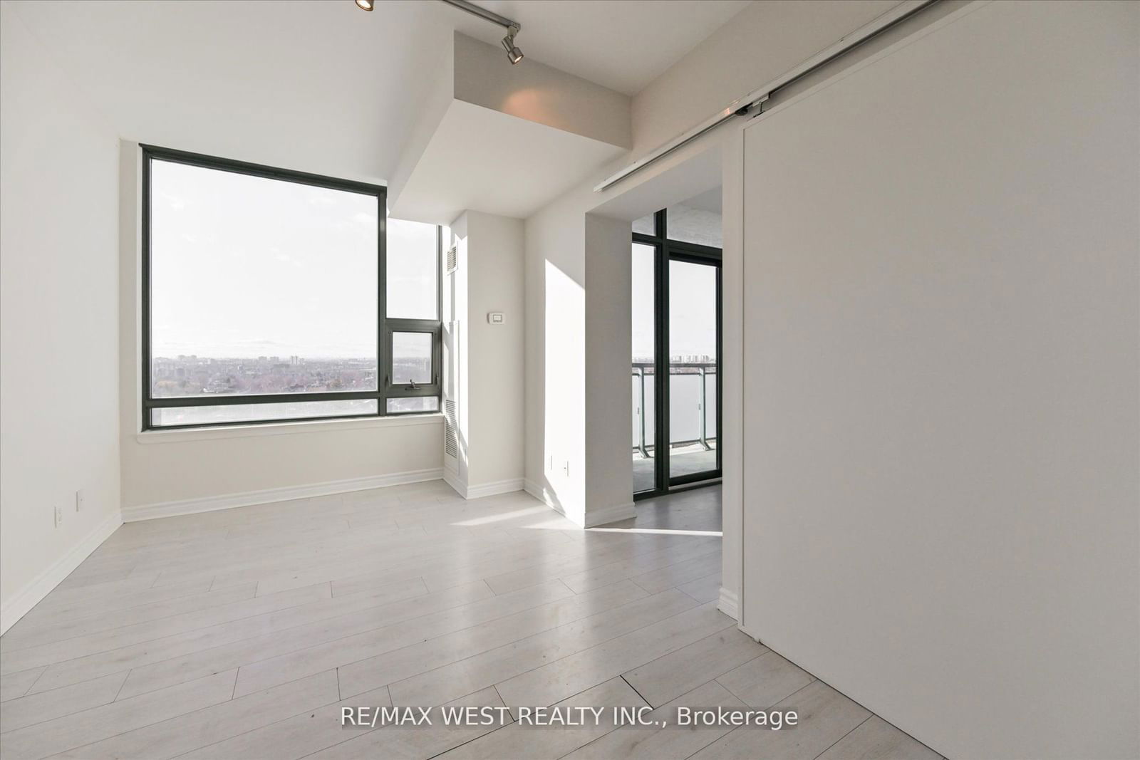 2522 Keele St, unit 618 for sale - image #9