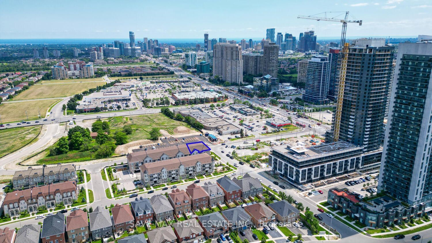 Summit City Centre Townhomes, Mississauga, Toronto