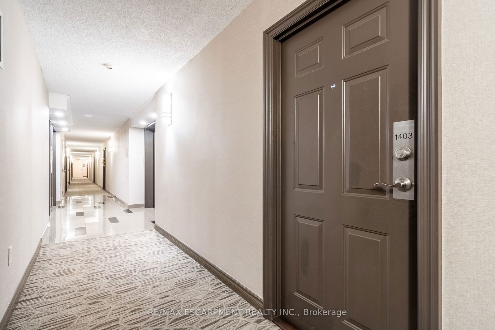 1270 Maple Crossing Blvd, unit 1403 for sale