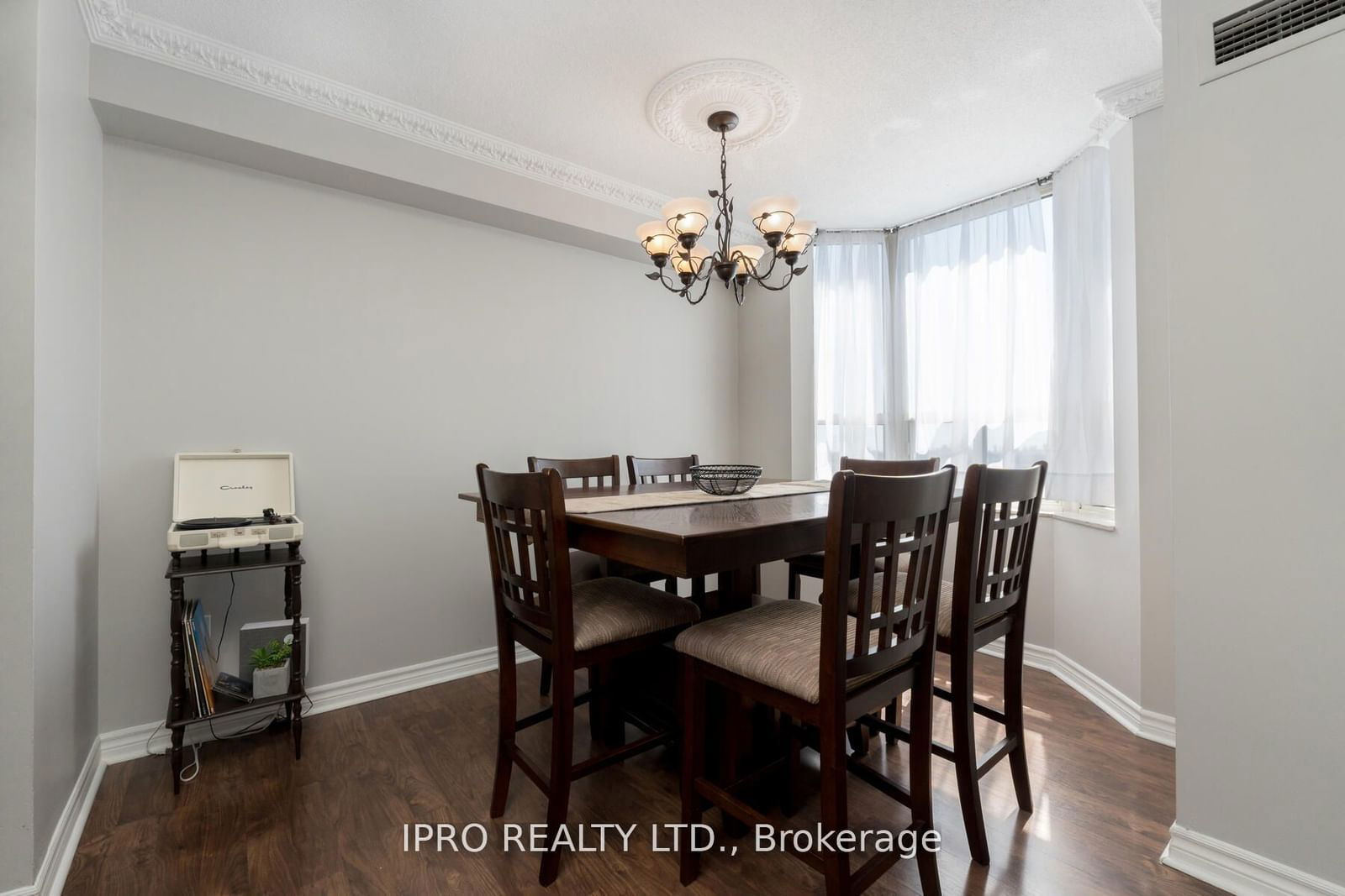 10 Malta Ave, unit 1109 for sale