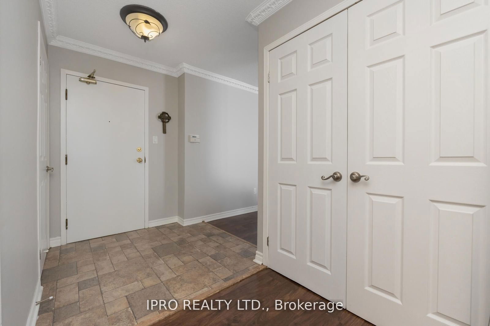 10 Malta Ave, unit 1109 for sale - image #3