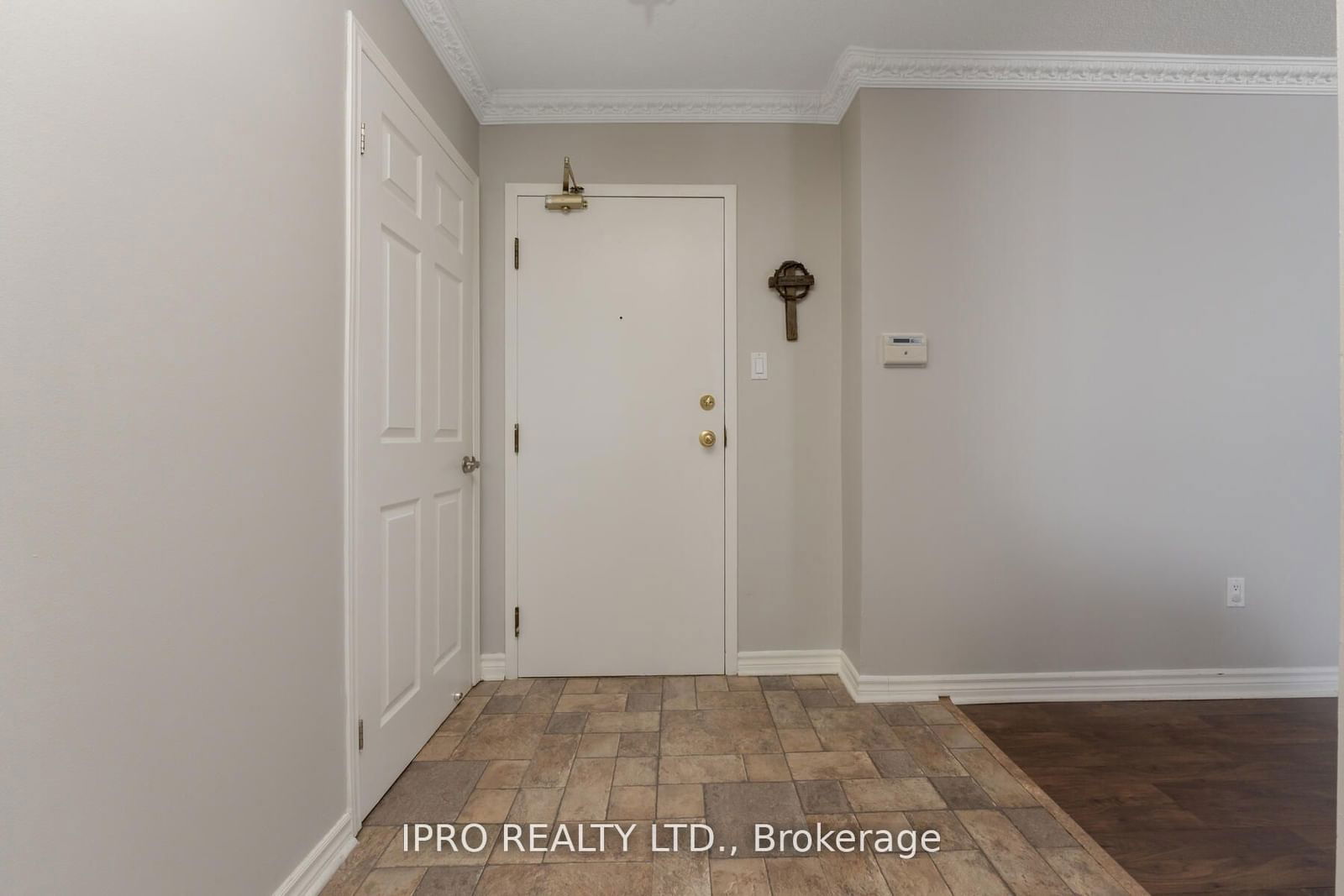 10 Malta Ave, unit 1109 for sale