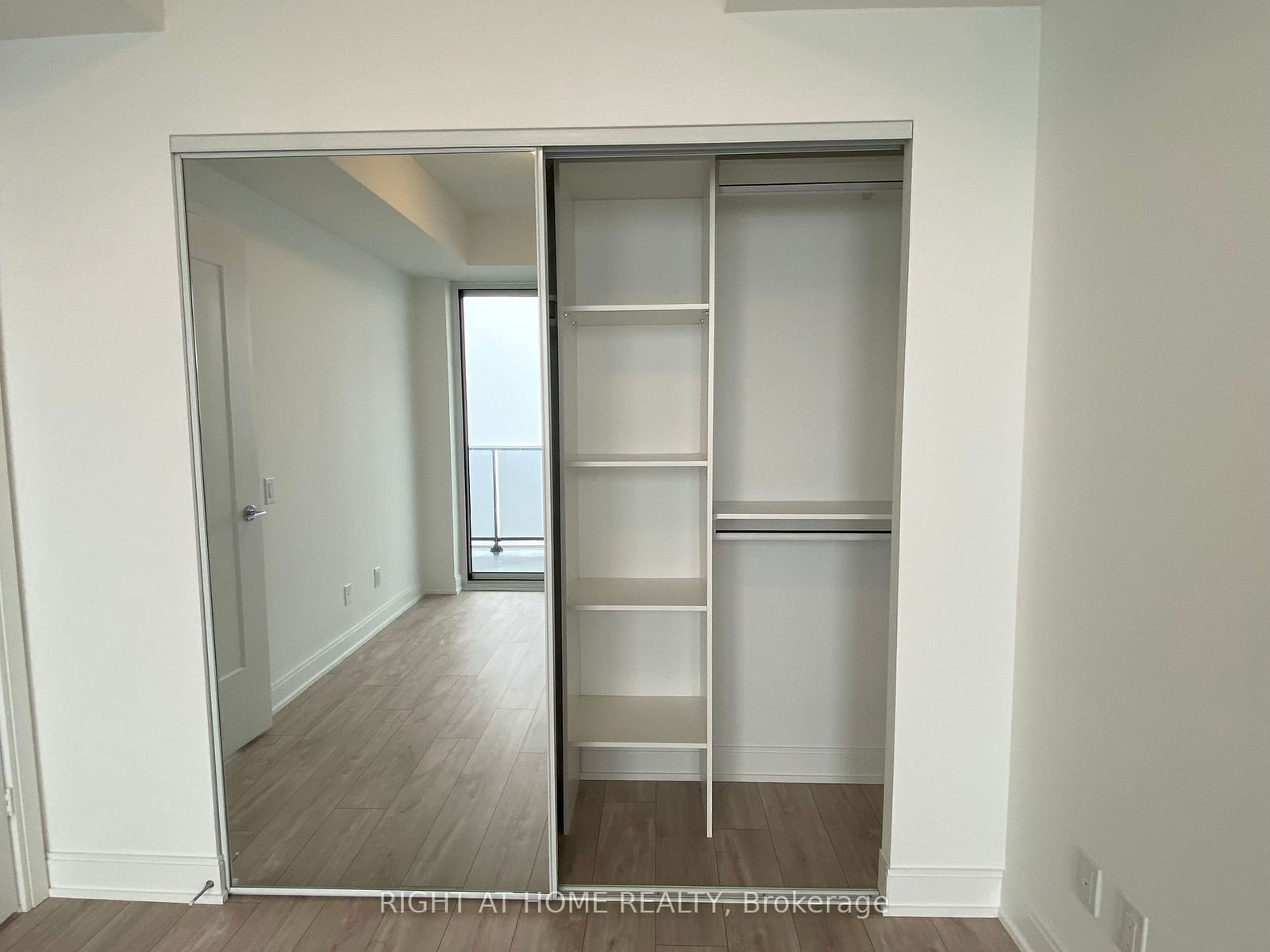 70 ANNIE CRAIG Dr, unit 1801 for rent - image #10