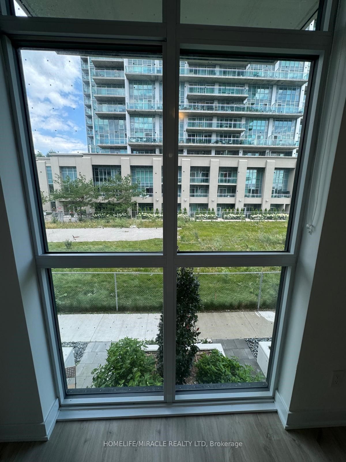 251 Manitoba St, unit 112 for sale - image #11